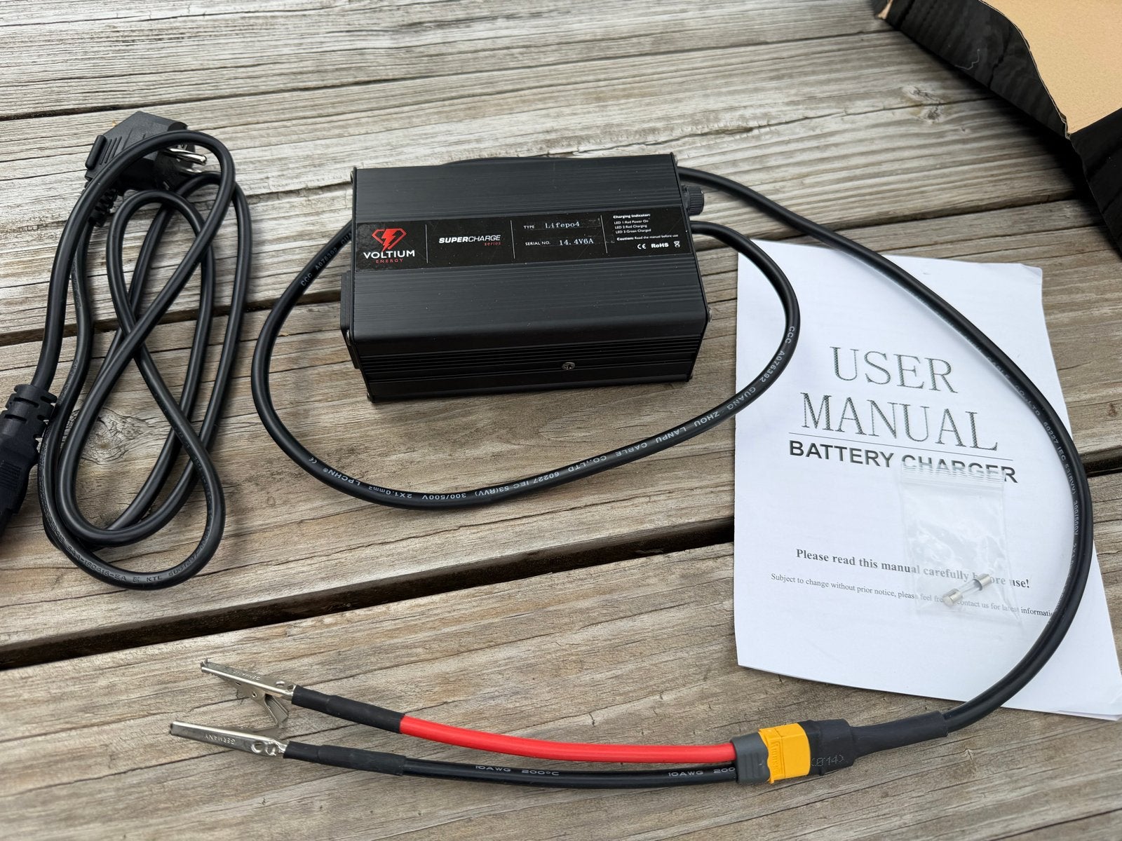 VoltiuM Energy LiFePO4 Acculader 12V 6A, Ophalen of Verzenden, Nieuw