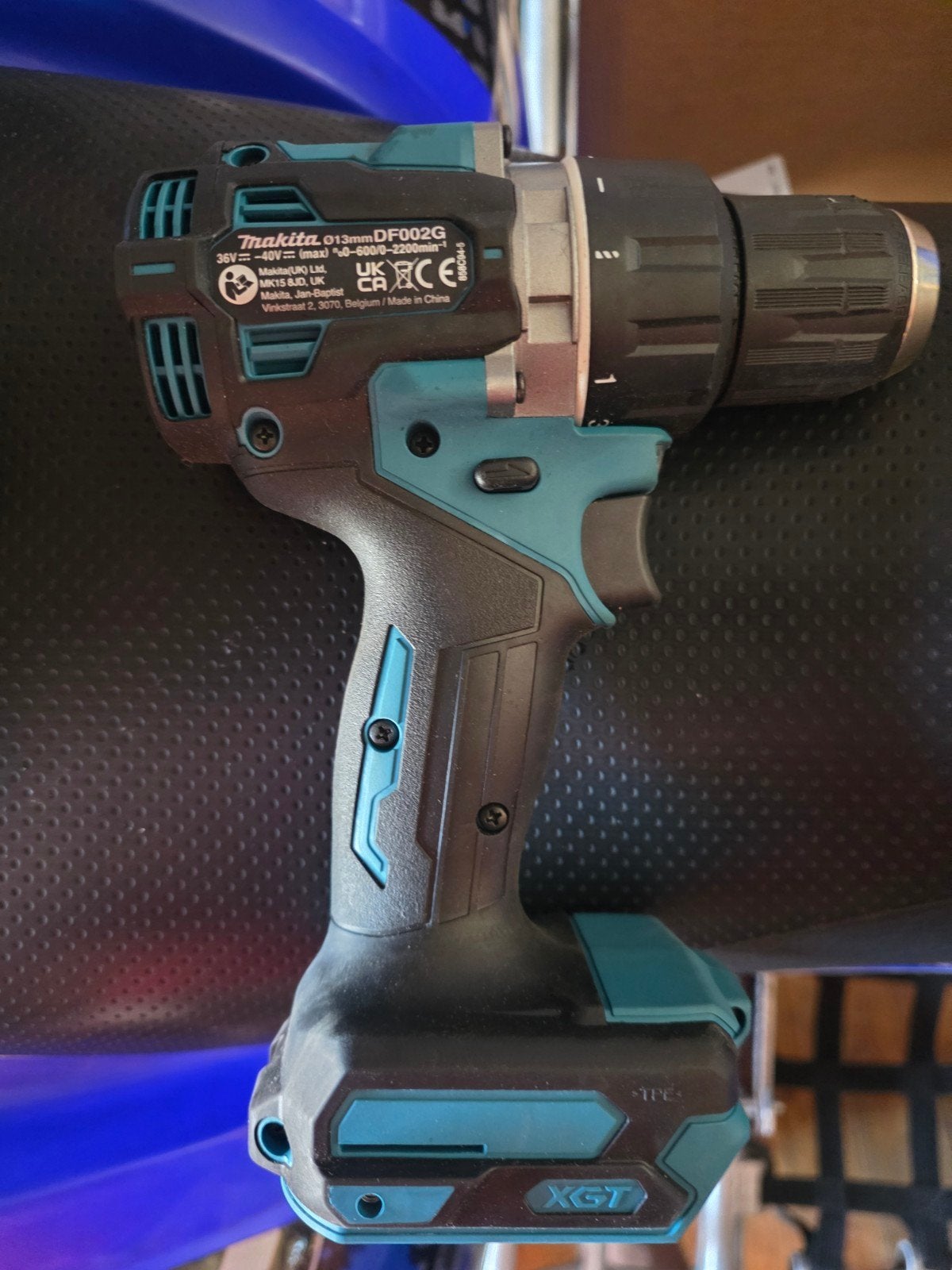 Makita DF002G 40V Accu Boor-/Schroefmachine XGT, 600 watt of meer, Variabele snelheid, Ophalen of Verzenden, Zo goed als nieuw