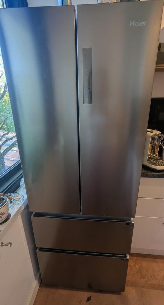 Haier FD15FPAA Koelkast/vriezer, Gebruikt, 200 liter of meer, 60 cm of meer, Met aparte vriezer