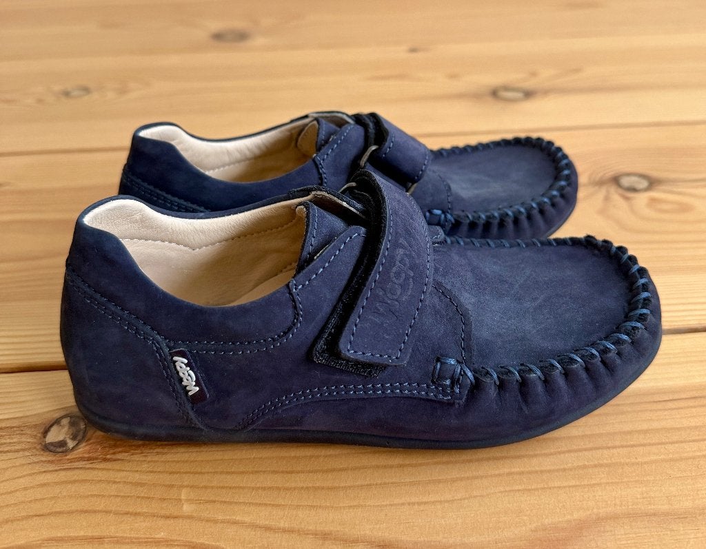 Woopy Fashion mocassins / schoenen - blauw suede - maat 29, Schoenen, Ophalen of Verzenden, Zo goed als nieuw, Jongen