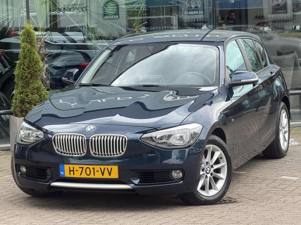 BMW 1-serie 118i High Executive 5drs Luxe navi Leder/Stof, 1-Serie, Euro 5, Achterwielaandrijving, Gebruikt