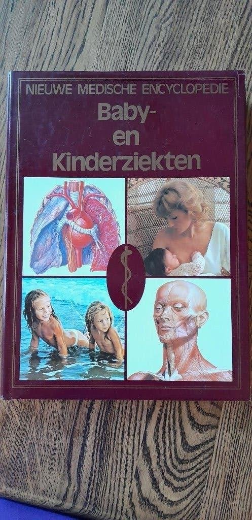 Baby- en kinderziekten. gezondheid wetenschap, Boeken, Ophalen of Verzenden, Zo goed als nieuw