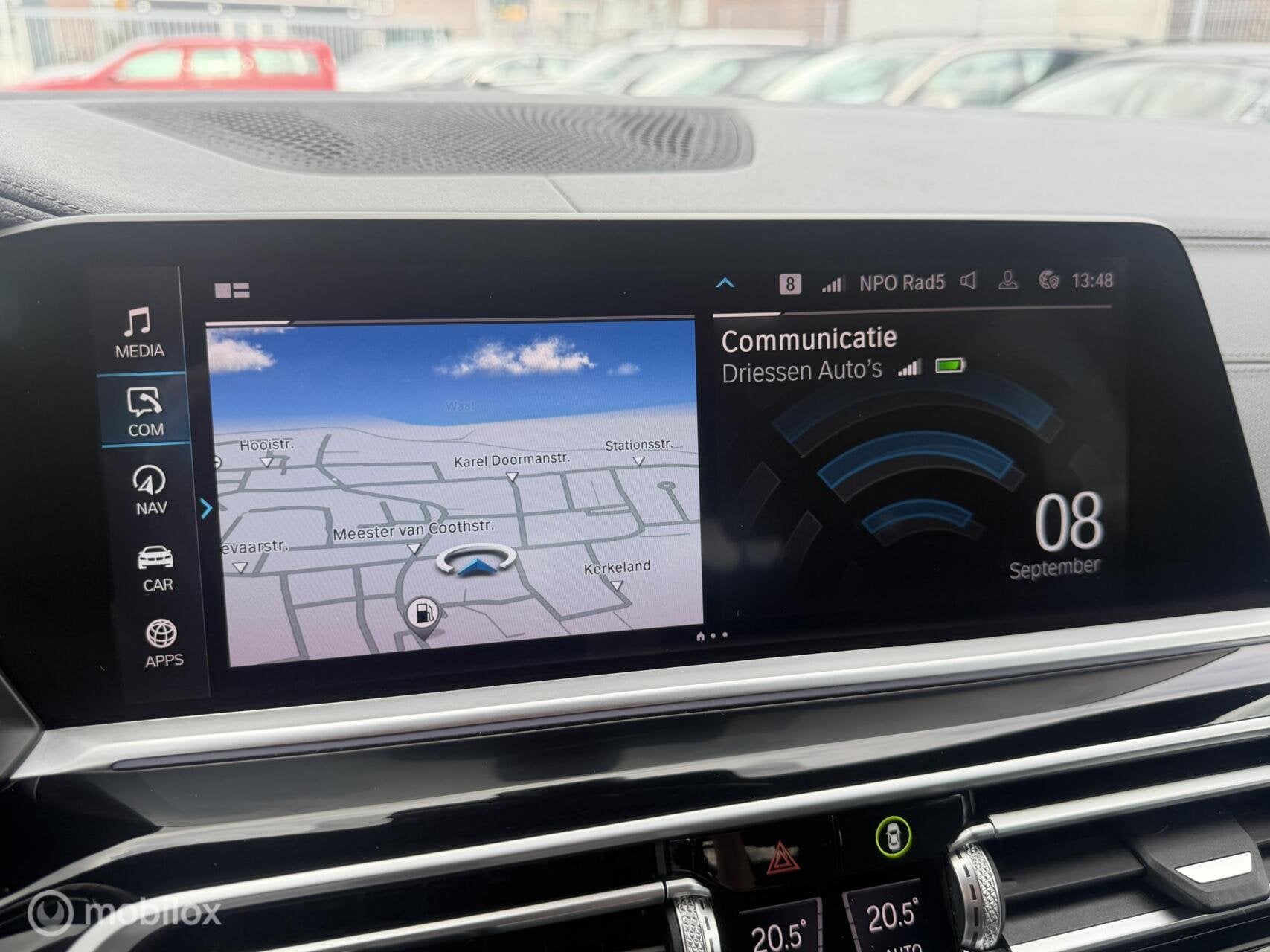 Foto 10 van BMW X5 xDrive45e M-SPORT ACC/SKYLOUNGE/4WD STURING