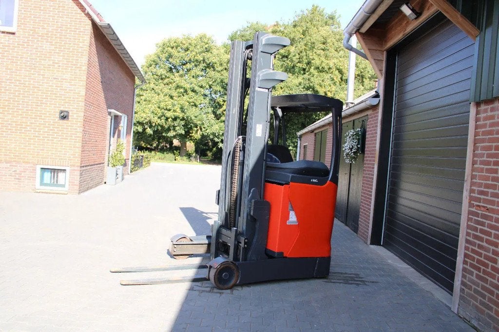 Linde R12B01 reachtruck elektrische triplex sideshift freeli, 1000 tot 2000 kg, Elektrisch, Reachtruck, Linde