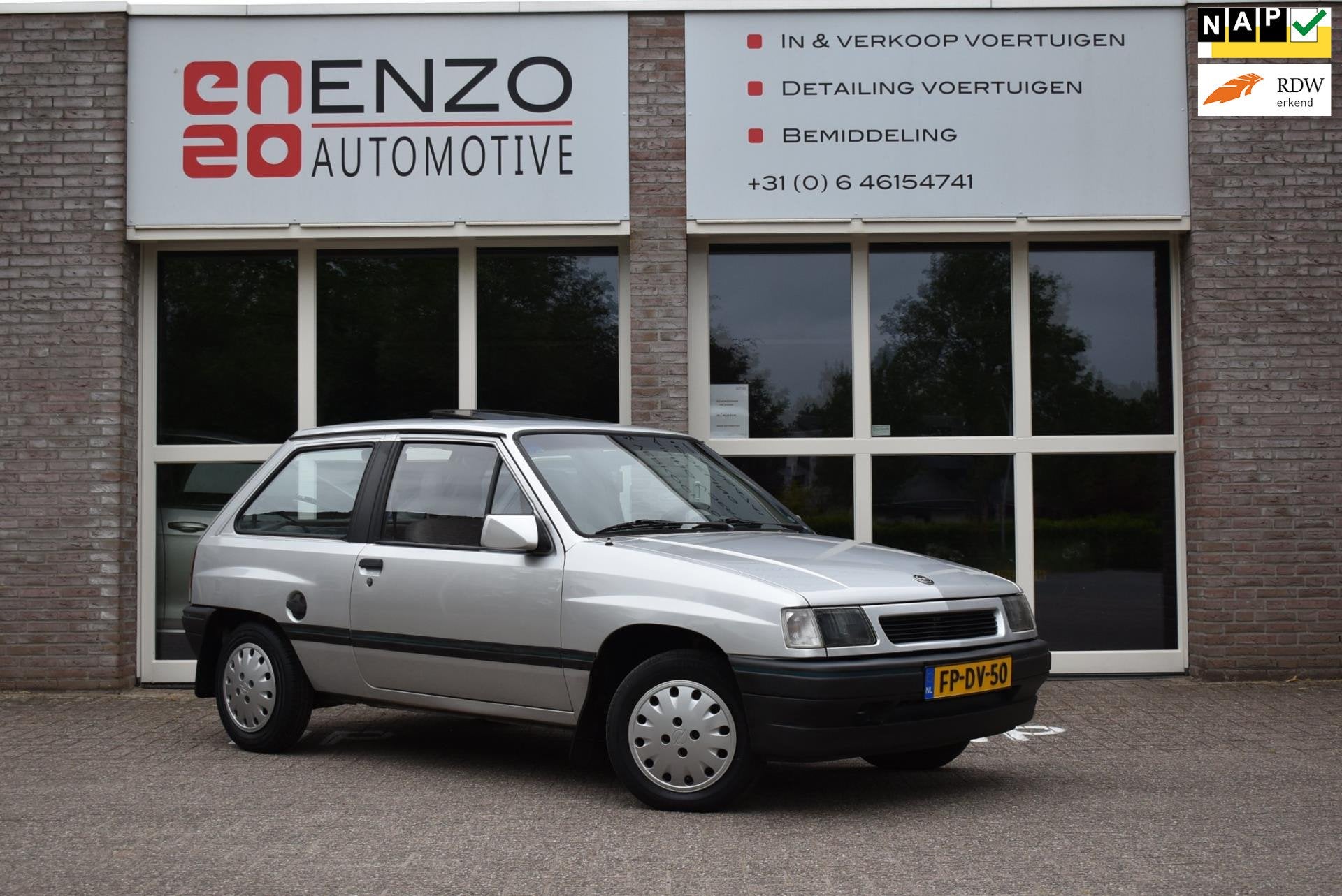 Opel Corsa 1.2i City 120dkm NLauto Weinig eigenaren, Auto's, Opel, Gebruikt, 4 cilinders, Handgeschakeld, Grijs