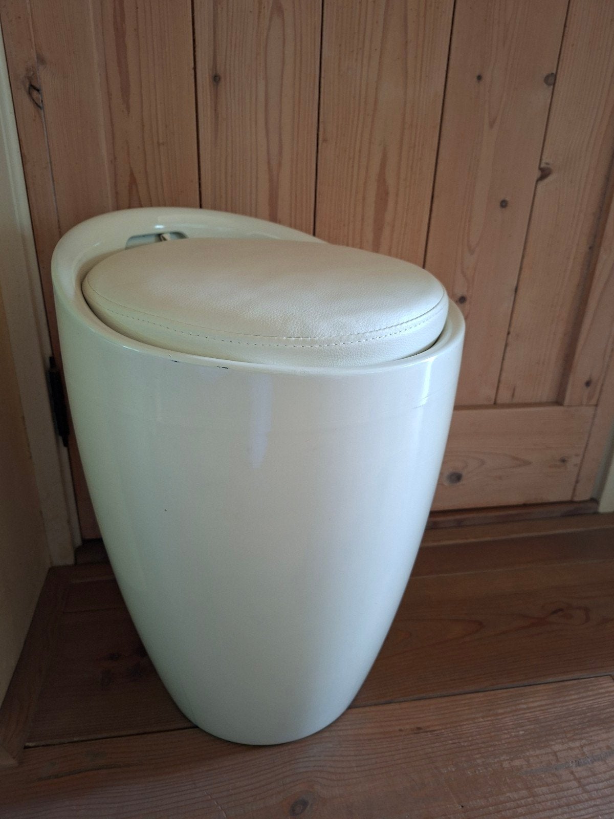 Vintage, niet nieuw design kruk, pianokruk, met opbergruimte, Ophalen of Verzenden, Kunststof