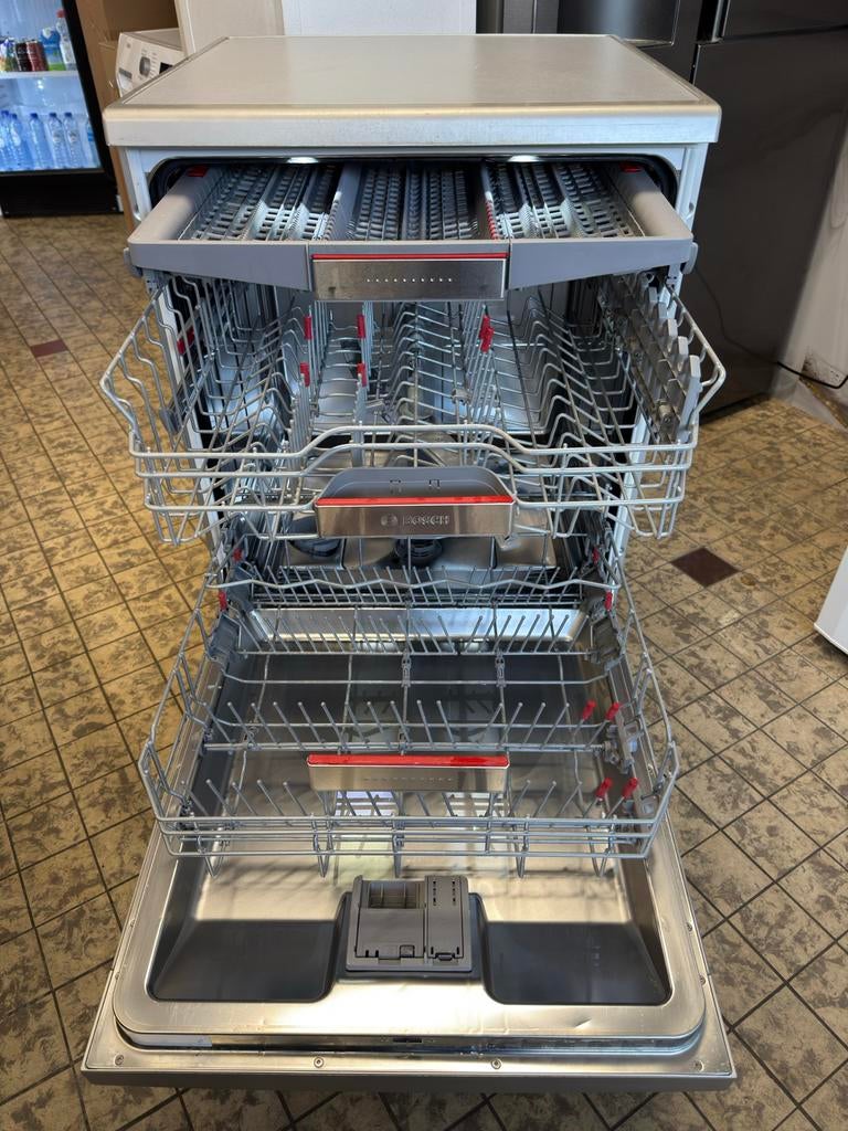 Bosch RvS vaatwasser 3 laden met verlichting 60 cm breed, Witgoed en Apparatuur, Vaatwasmachines, Ophalen of Verzenden, Zo goed als nieuw