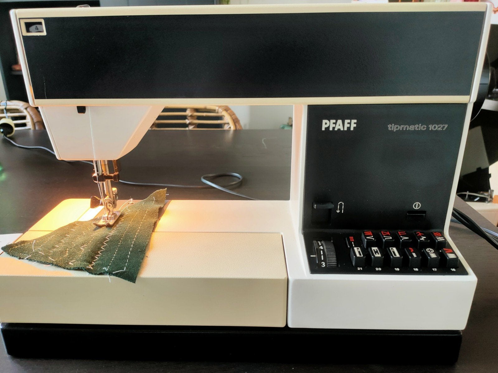 pfaff 1027, Ophalen