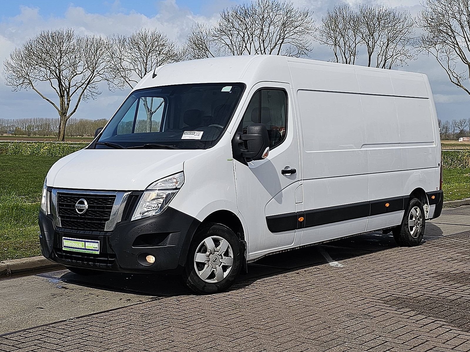 NISSAN INTERSTAR 2.3 ac laadklep euro6, Auto's, 136 pk, Gebruikt, Euro 6, Wit