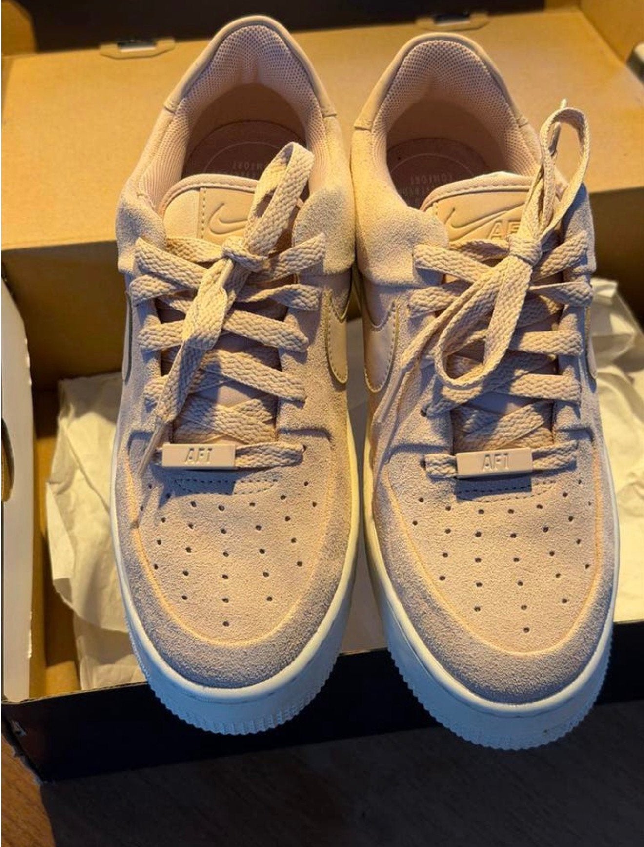 Nike Airforce 1 x maat 38,5, Kleding | Dames, Nieuw, Ophalen of Verzenden, Sneakers of Gympen, Roze