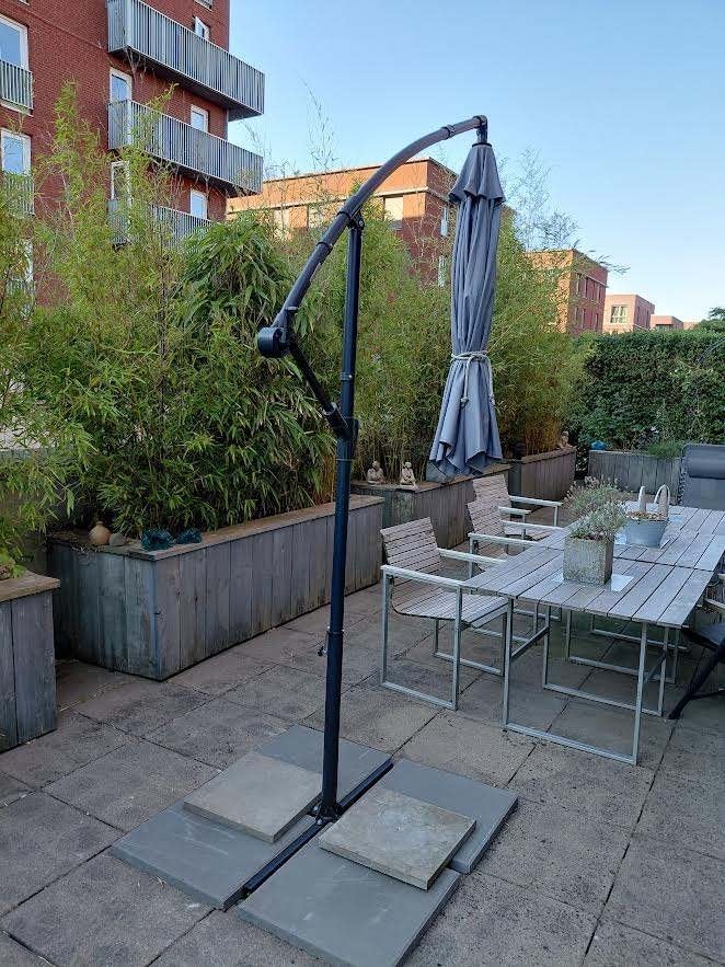 zweefparasol met verzwaring, Ophalen, Kantelbaar, 2 tot 3 meter, Zweefparasol