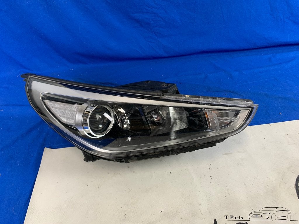 Hyundai i30 koplamp rechts lamp LED 92102G4020, Info@fabrikant.eu, Fabrikant BV, Nieuw, Ophalen of Verzenden