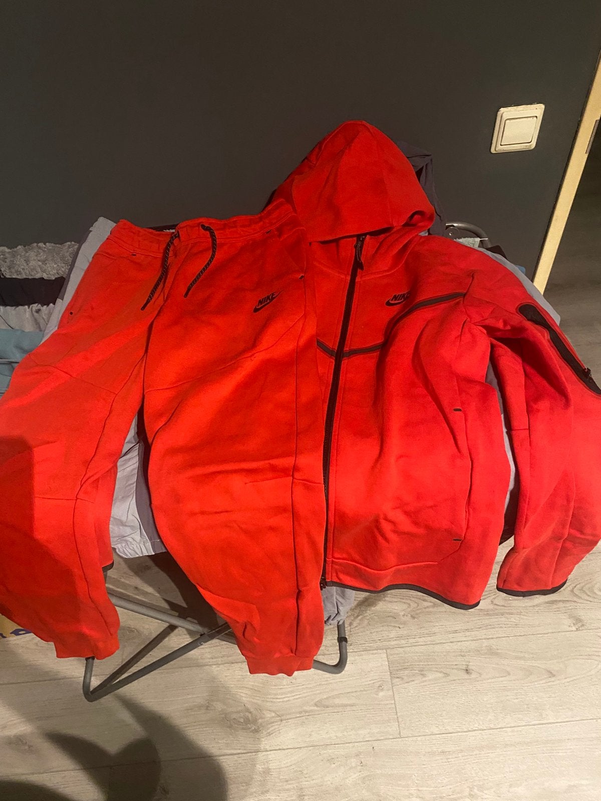 Nike tech maat S, Kleding | Heren, Ophalen of Verzenden, Rood
