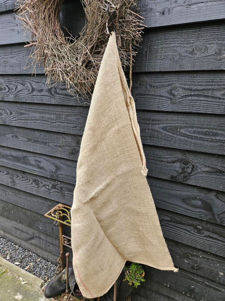 Nieuwe jute zakken 60x110 cm - zaklopen - stof -doek, Hobby en Vrije tijd, Stoffen en Lappen, Ophalen of Verzenden, Nieuw, 30 tot 200 cm