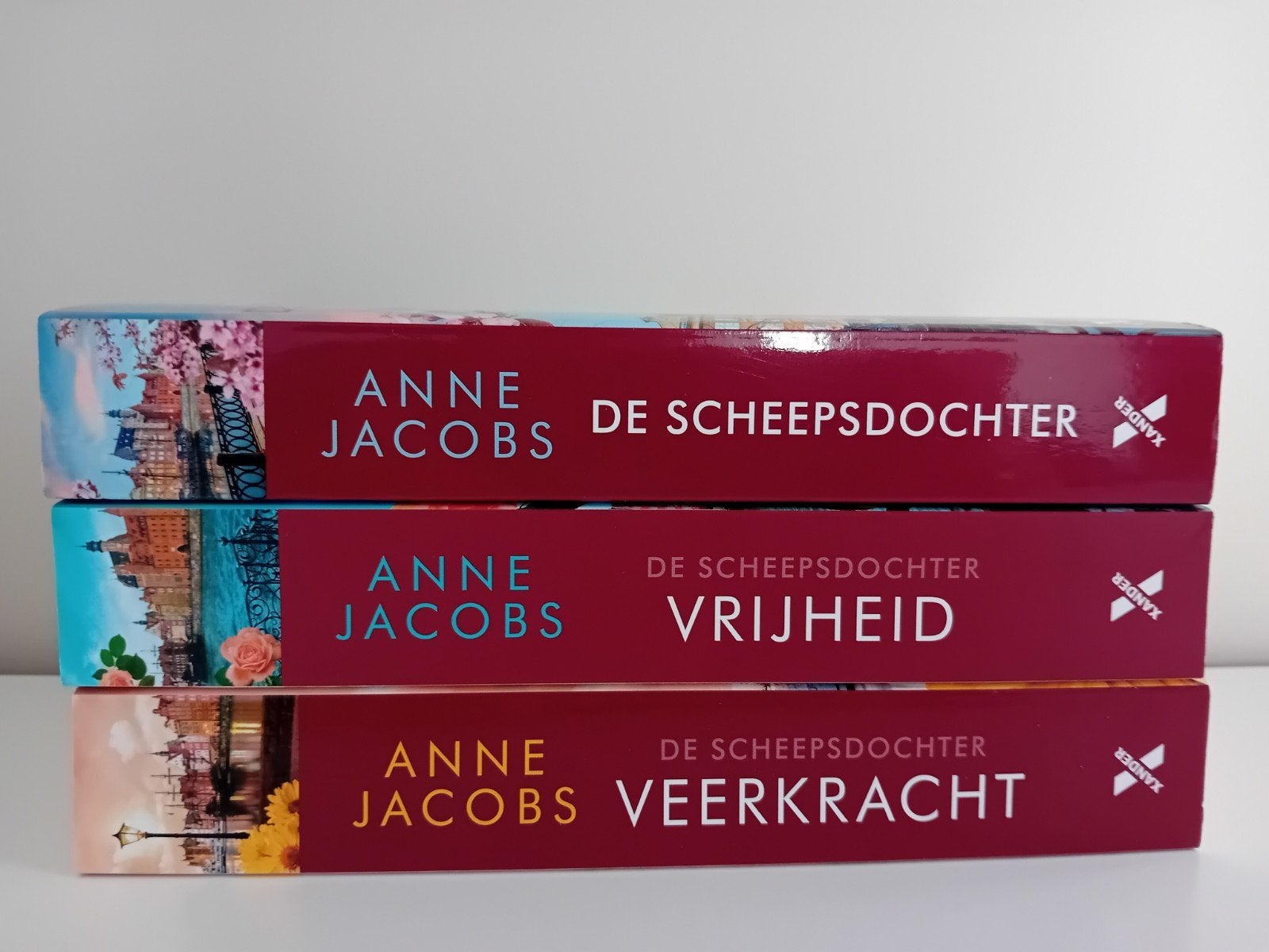 3 boeken van Anne Jacobs, Boeken, Ophalen, Zo goed als nieuw