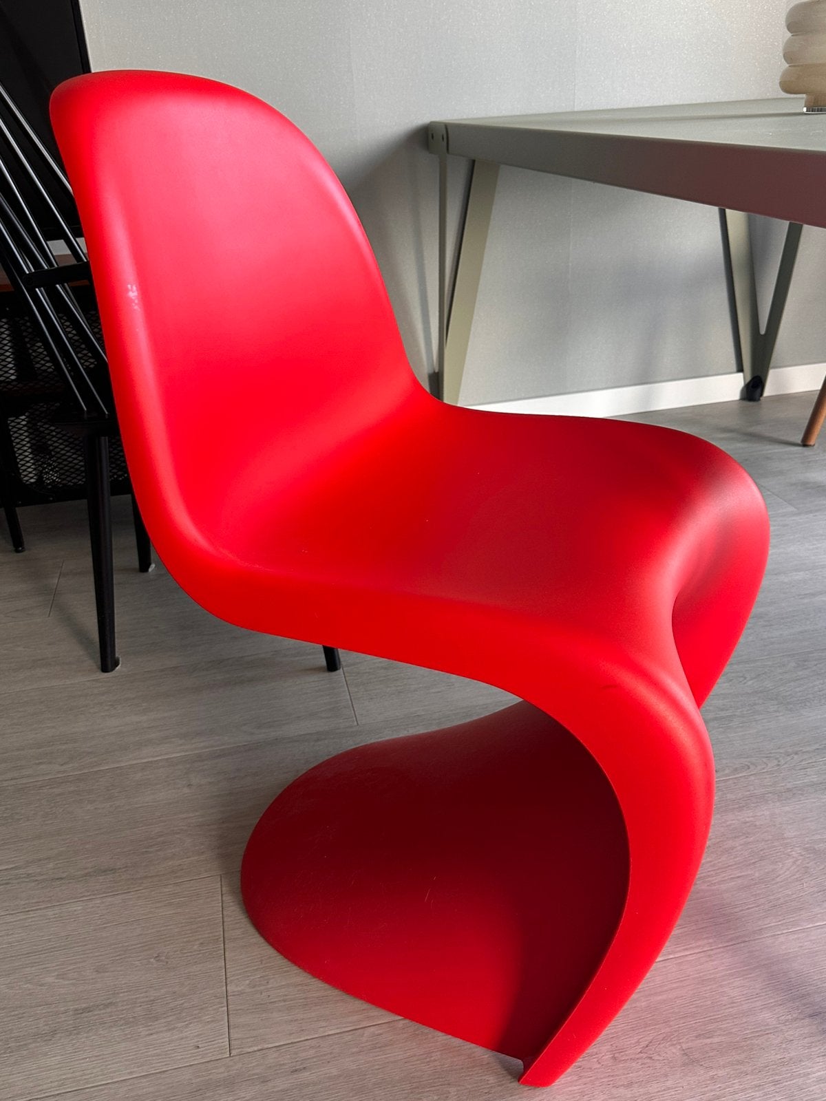 Vitra Panton chair red, Huis en Inrichting, Ophalen, Zo goed als nieuw