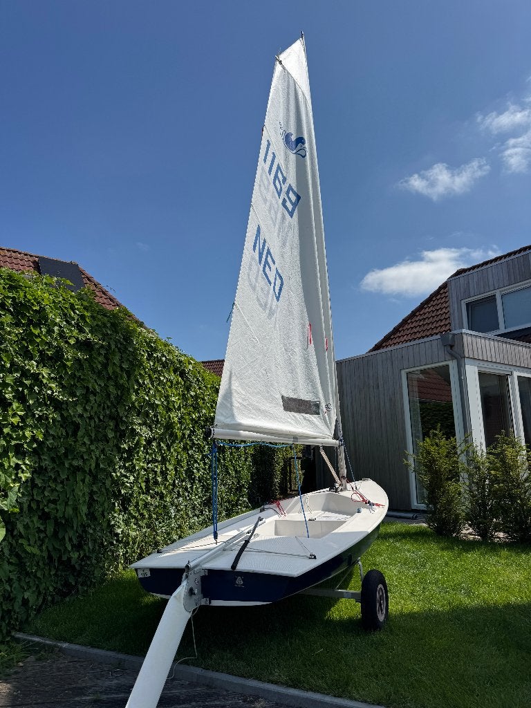 Splash NED 1169 met auto- en waltrailer, Flash zeil en giek, Watersport en Boten, Open zeilboten, Ophalen, Gebruikt, Splash, Polyester