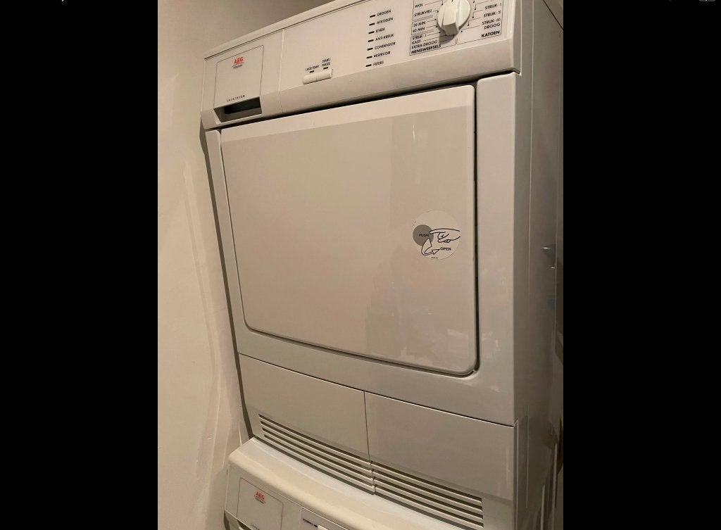 Condensdroger, AEG, Ophalen, Gebruikt, Wit, 50 tot 100 cm