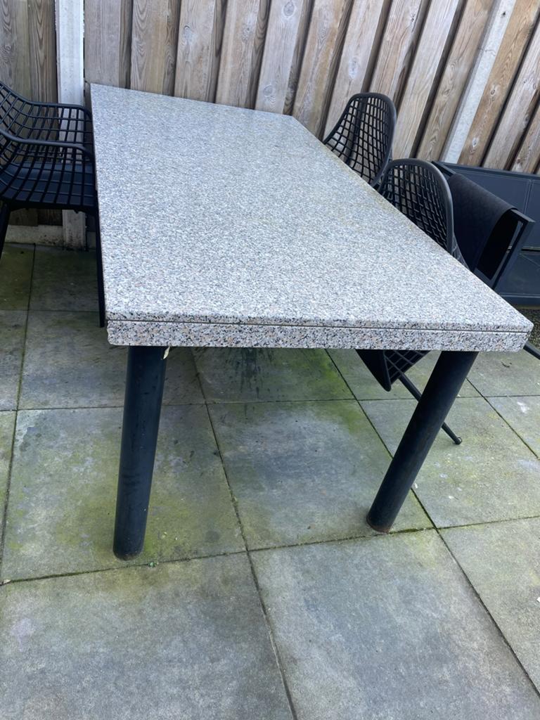 Grote tuintafel met granieten blad - Gratis ophalen, Tuin en Terras, Tuintafels, Ophalen, Gebruikt, Rechthoekig, Overige materialen