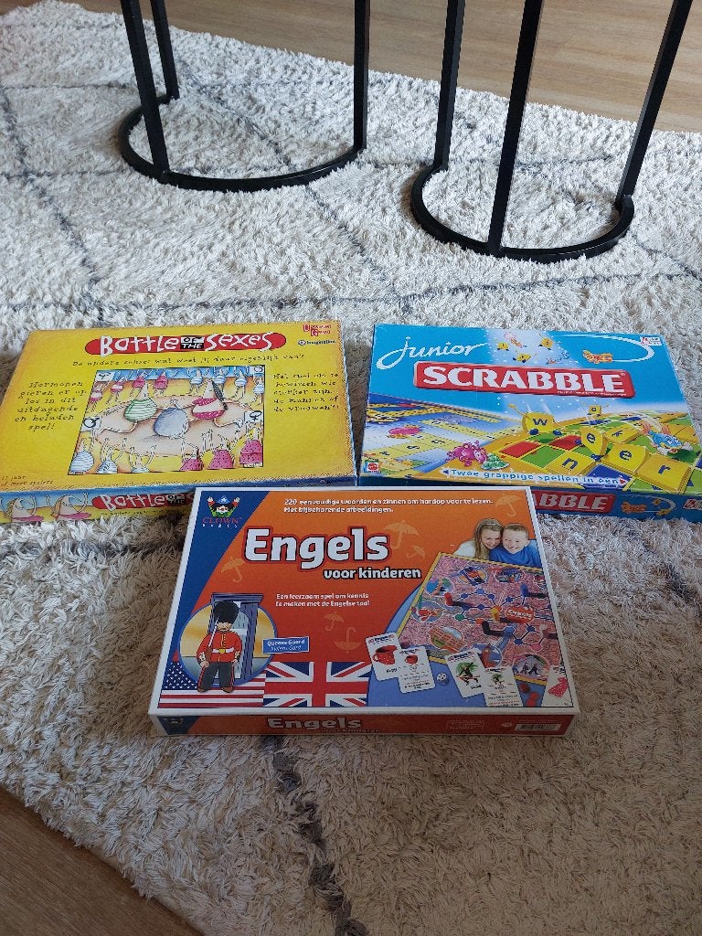 Spellen: Battle of the Sexes en Engels, Hobby en Vrije tijd, Gezelschapsspellen | Bordspellen, Ophalen, Gebruikt