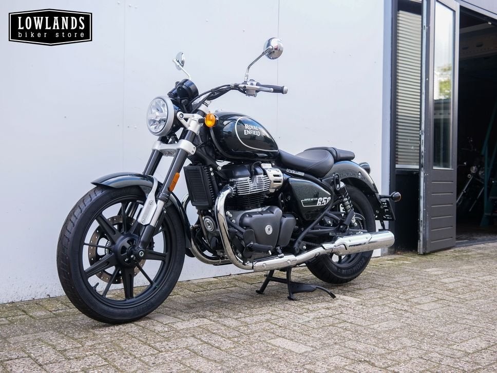ROYAL ENFIELD SUPER METEOR 650 (bj 2026), Motoren, 2 cilinders, Motorrijbewijs A, Bedrijf, Onbekend