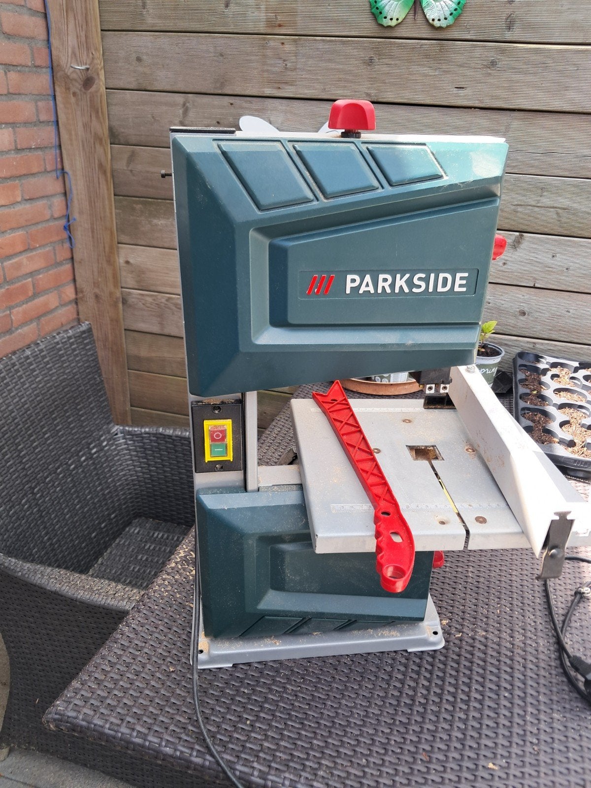 Parkside bandzaag machine, Ophalen
