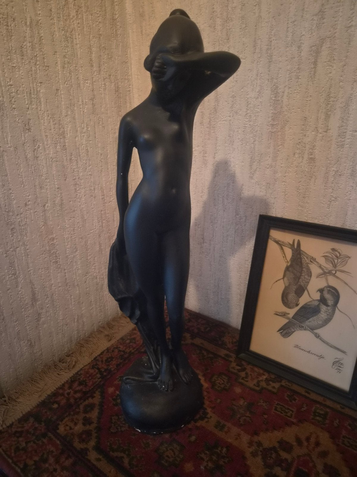 Zwart beeld van vrouw, klassieke stijl, Gips, Zwart, Op sokkel, Beeld