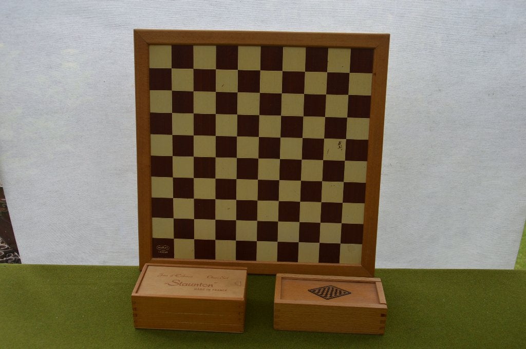 Vintage Homas Lasker schaakbord met Staunton schaakstukken, Een of twee spelers, Ophalen of Verzenden, Gebruikt, Homas