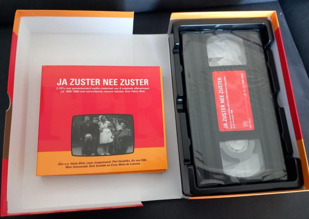 Ja Zuster Nee Zuster: 3 CD's + extra Videoband, Alle leeftijden, Ophalen of Verzenden, Nieuw in verpakking, Nederlandstalig