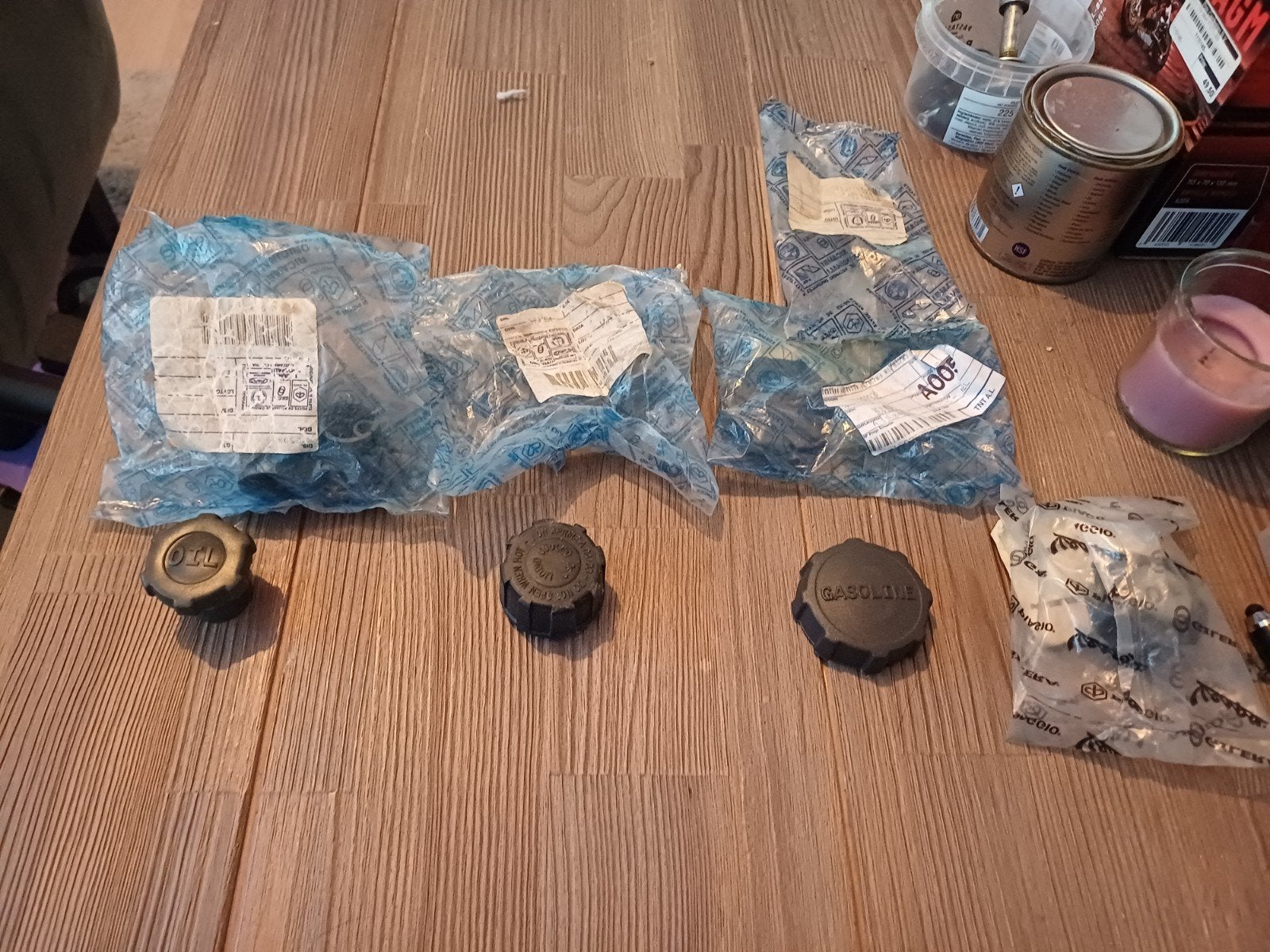 Diverse doppen voor olie, Benzinetank, radiateur Piaggio, Ophalen of Verzenden, Nieuw, Piaggio