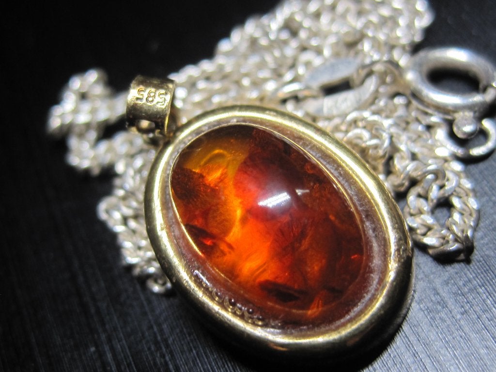 Vintage Barnsteen amber 14 krt gouden hanger, Ophalen, Goud, Hanger, Met edelsteen