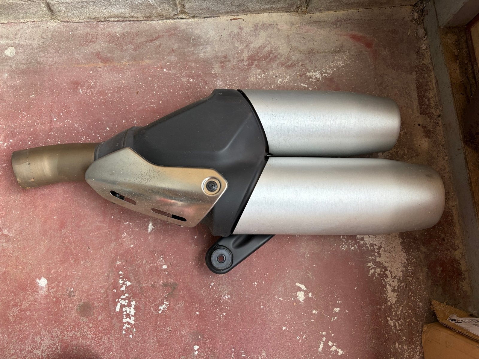 Ducati Monster 1100 EVO Uitlaatset OEM 57311212A, Ophalen of Verzenden, Gebruikt