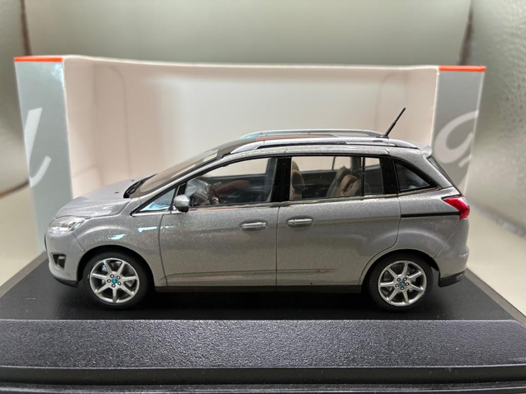 Ford Grand C-Max (Type C344) 2011 - MiniChamps, Hobby en Vrije tijd, Modelauto's | 1:43, Ophalen of Verzenden, Zo goed als nieuw
