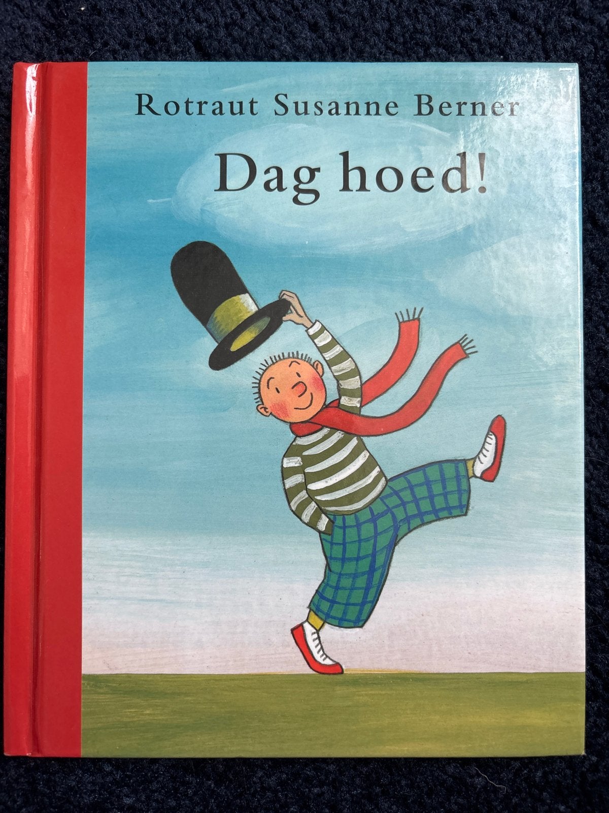 Dag hoed! - Rotraut Susanne Berner (Prentenboek), Ophalen of Verzenden, Zo goed als nieuw, 2 tot 3 jaar