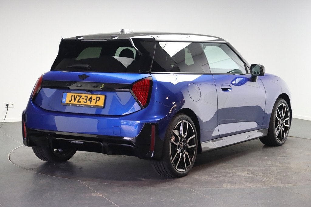 MINI Hatchback Cooper SE / John Cooper Works / Pakket XL / 1, Auto's, Mini, Zwart, Met garantie (alle), Mini Electric, 385 km