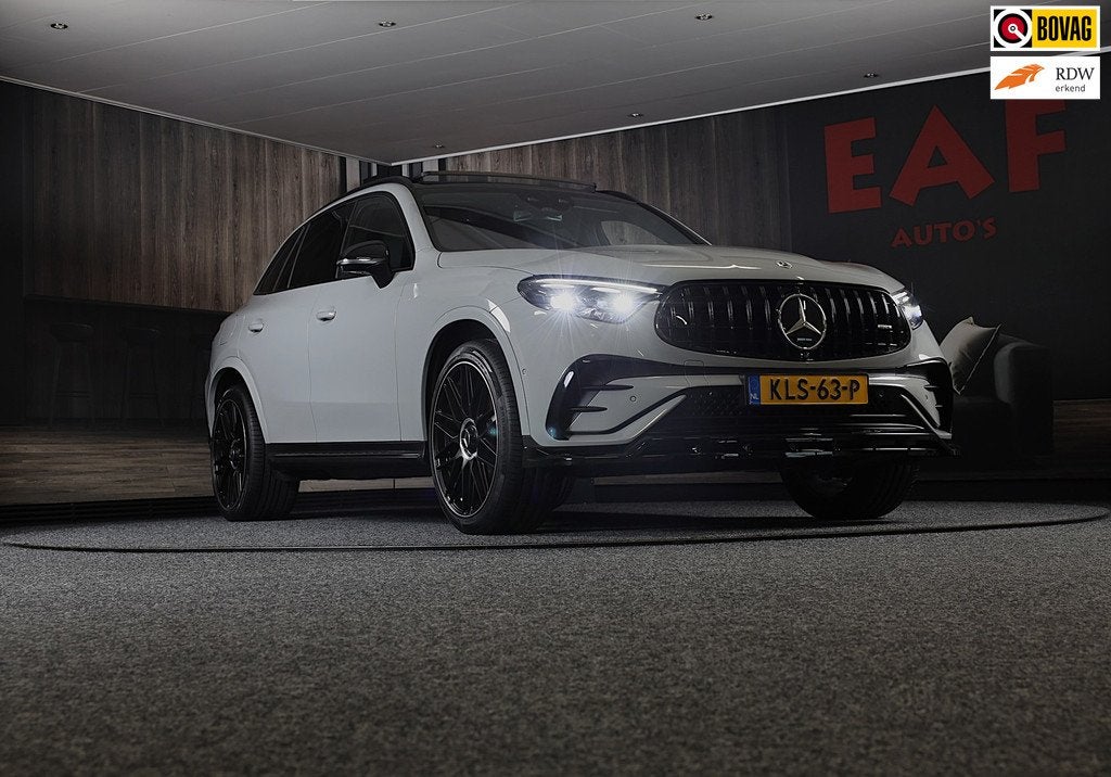 Mercedes-Benz GLC-klasse 400e 4MATIC AMG 63 Look / Acc / 360, Auto's, Mercedes-Benz, Automaat, Gebruikt, Euro 6, 2000 kg
