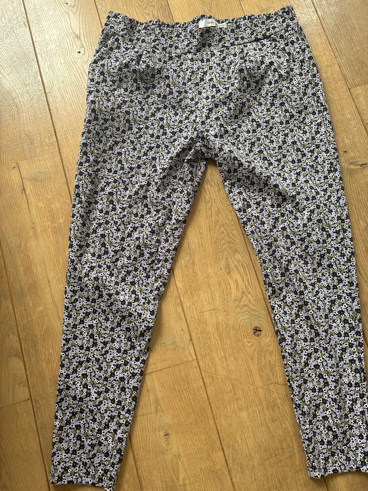 Ichi broek mt XXL met kleine bloemetjes, zo goed als nieuw, Ophalen of Verzenden, Zo goed als nieuw, Maat 46/48 (XL) of groter
