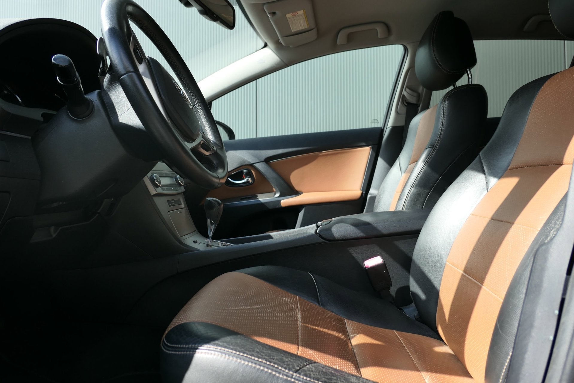 Toyota Avensis Wagon 2.0 VVTi Business NAP Navi Camera Trekh, Auto's, Euro 5, Zwart, 4 cilinders, 152 pk