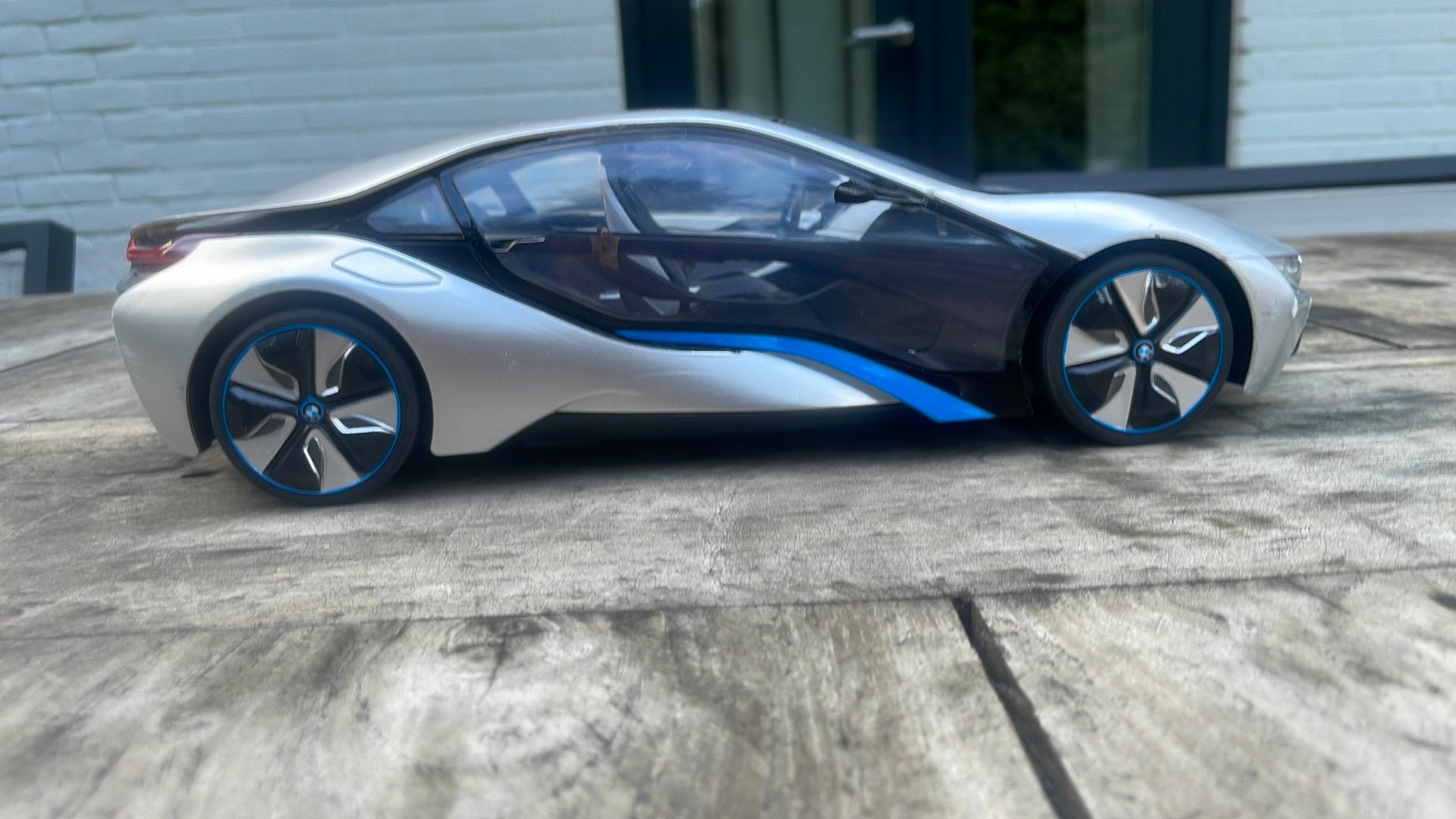 Mooie bmw i8 “RC Car” van Rastar!, Ophalen, Zo goed als nieuw, Afstandsbediening