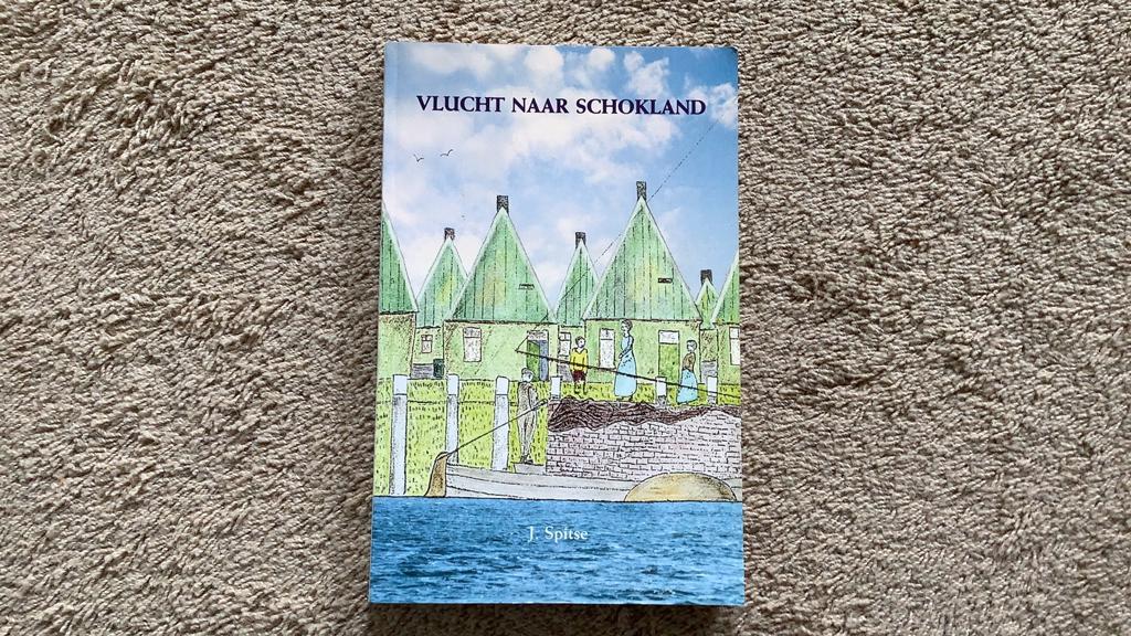 Vlucht naar Schokland, J. Spitse. Beide delen in één band, Ophalen of Verzenden, Zo goed als nieuw