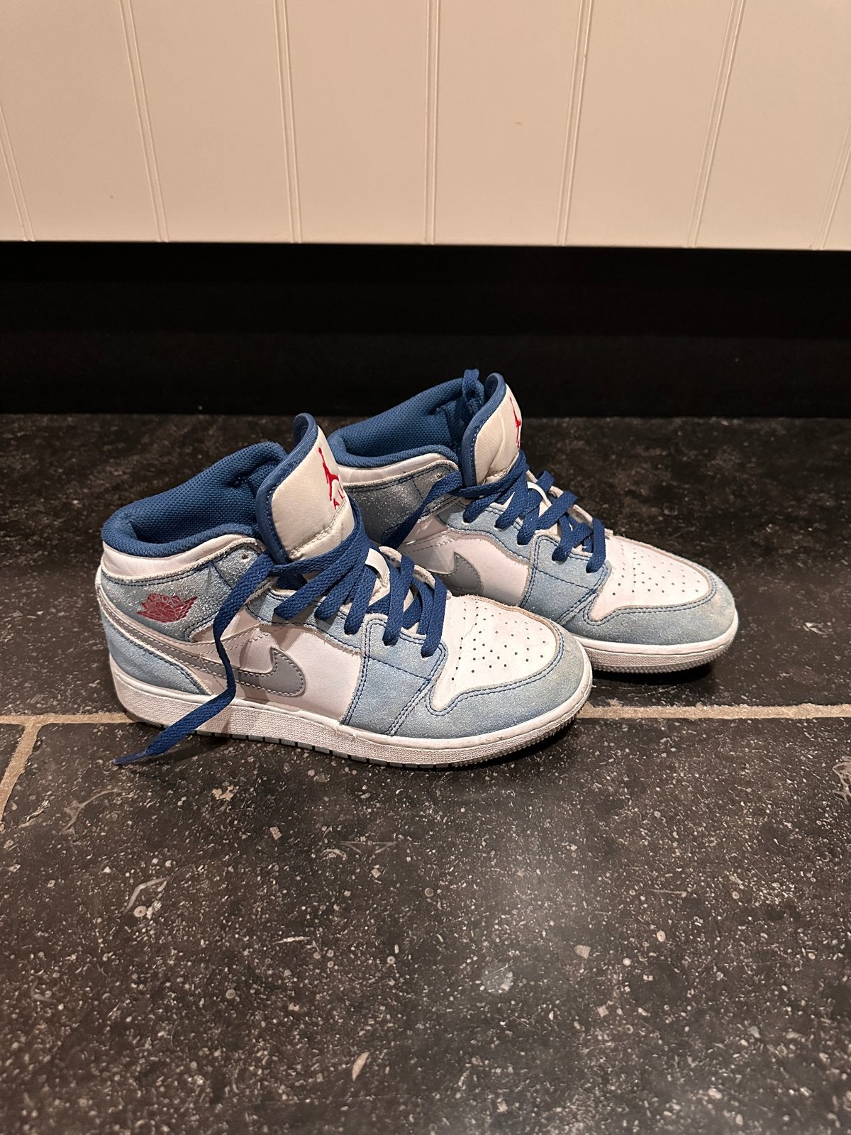 Nike Air Jordan 1 - Lichtblauw - Maat 37,5, Blauw, Ophalen of Verzenden, Sneakers of Gympen, Gedragen