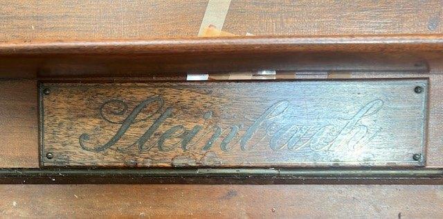 Zware Piano, Muziek en Instrumenten, Piano's, Ophalen, Gebruikt, Bruin, Piano