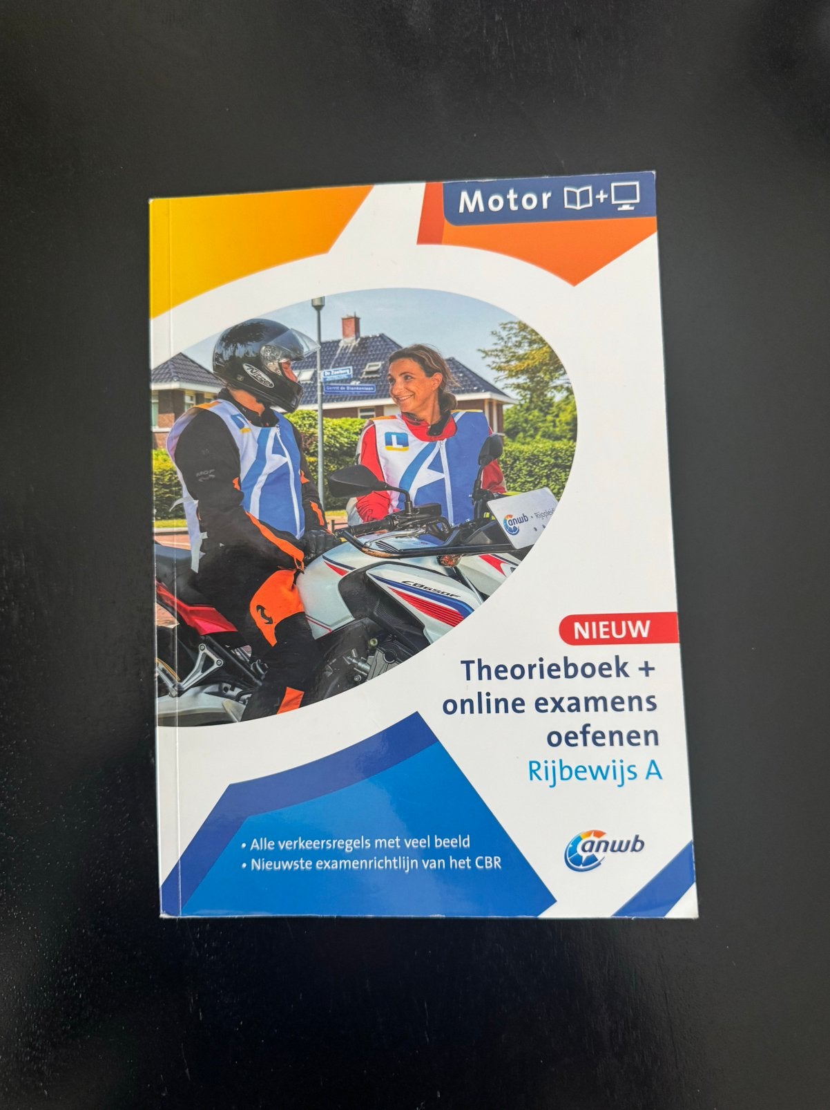 Theorieboek Rijbewijs A, Ophalen of Verzenden, Gelezen