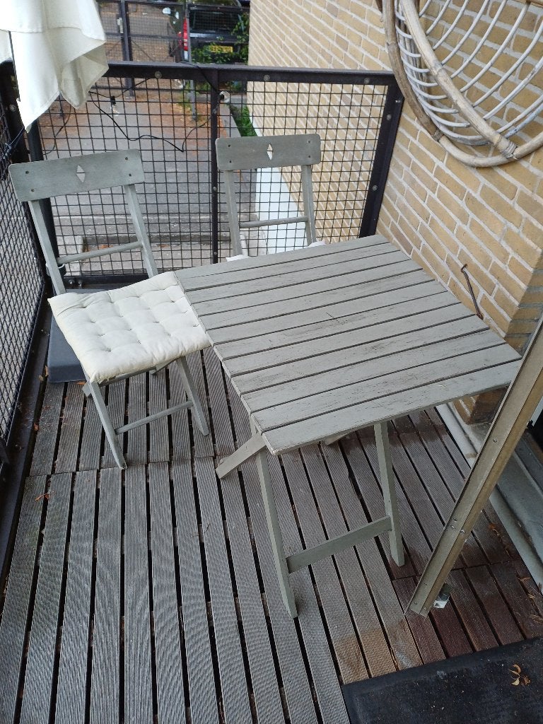 houten tuinset, tafeltje met twee stoeltjes, Gebruikt, Tuinset, Hout, Eettafel