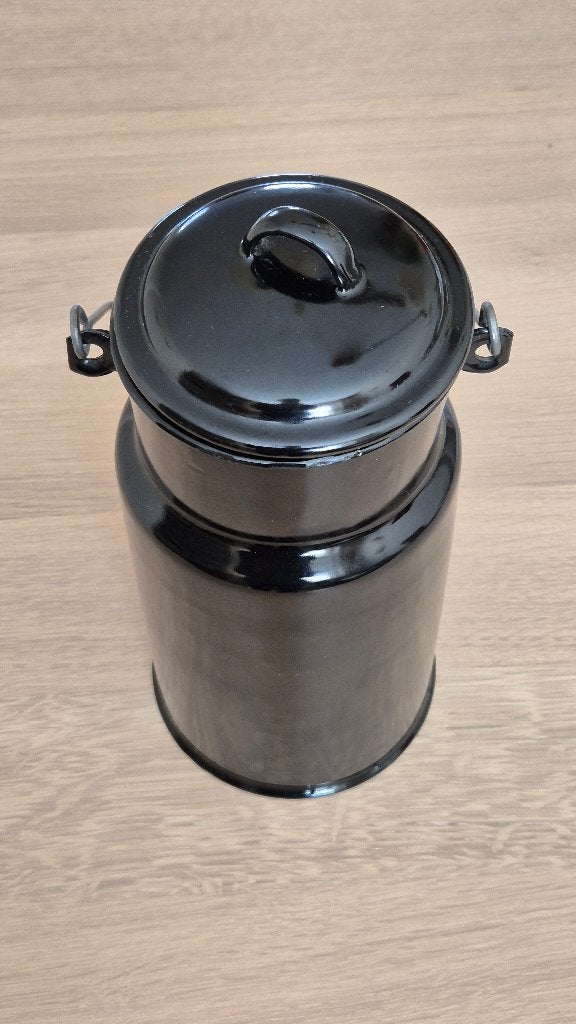 Vintage geëmailleerde melkbus (melkkan) met houten handvat, Ophalen of Verzenden
