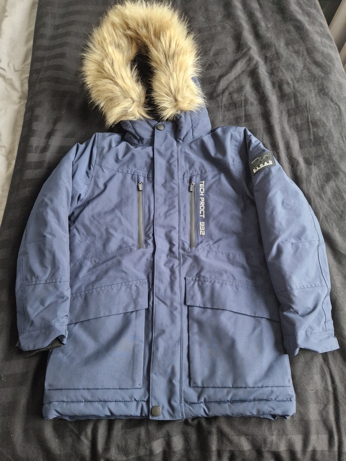 ZGN leuke winterjas maat 140 C&A, Kinderen en Baby's, C&A, Ophalen of Verzenden, Zo goed als nieuw, Jongen