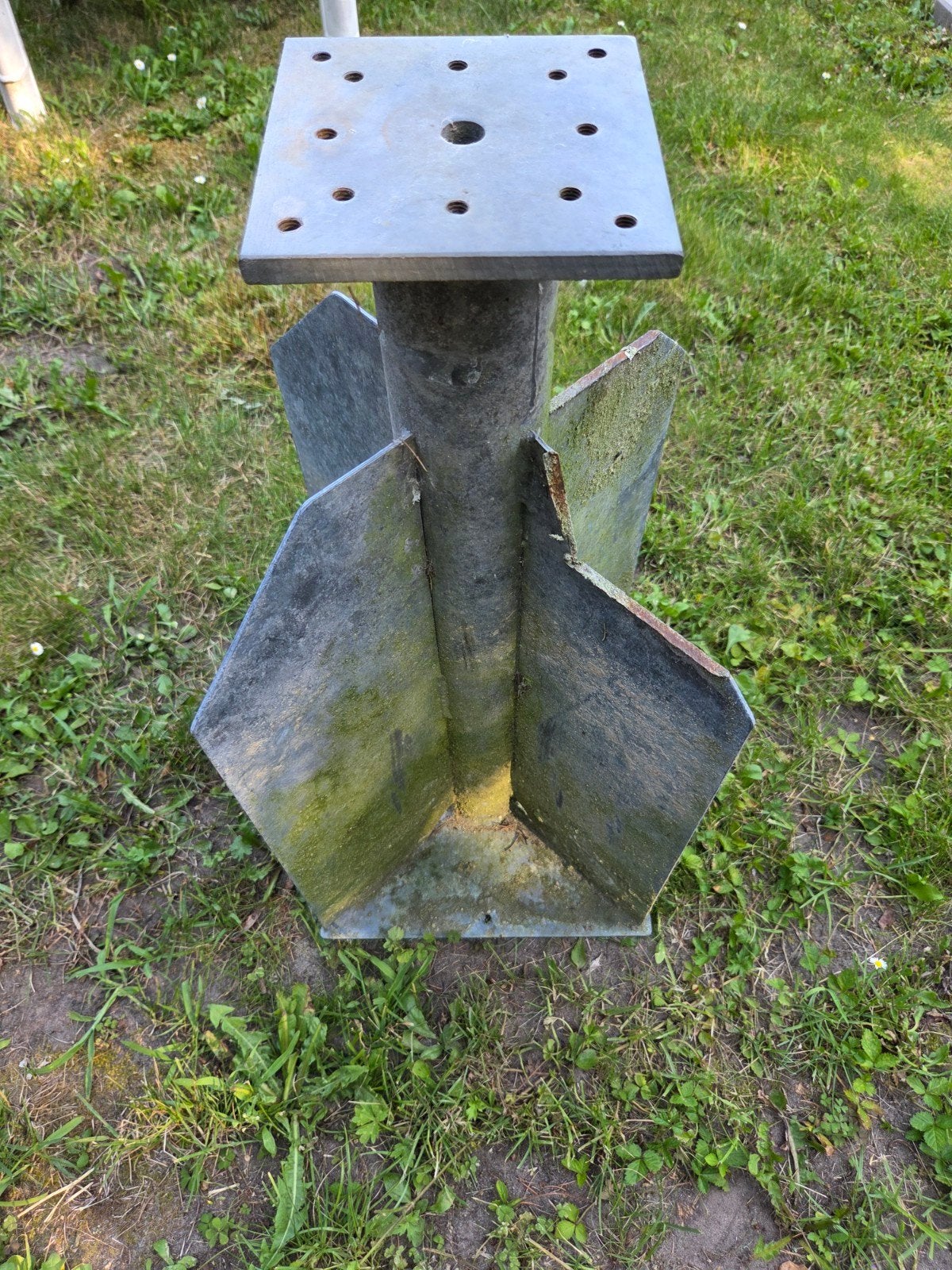 Verzinkte parasolvoet/paalvoet voor stevige constructies, Ophalen of Verzenden, Gebruikt