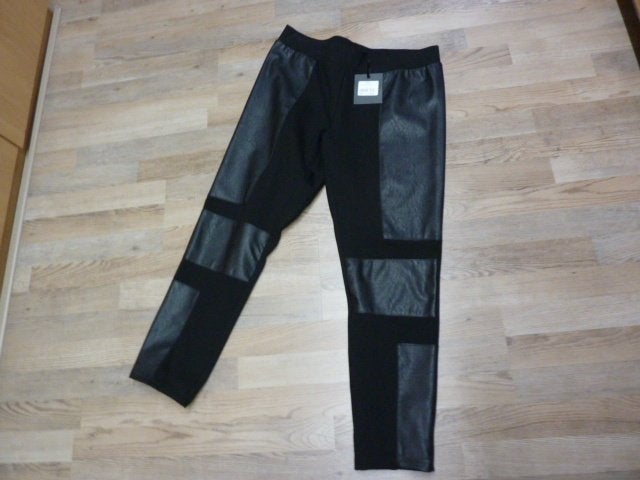 NÜ Denmark zwarte aparte broek Nieuw mt xxl/46, Kleding | Dames, Verzenden, Zwart, Maat 46/48 (XL) of groter, Nieuw