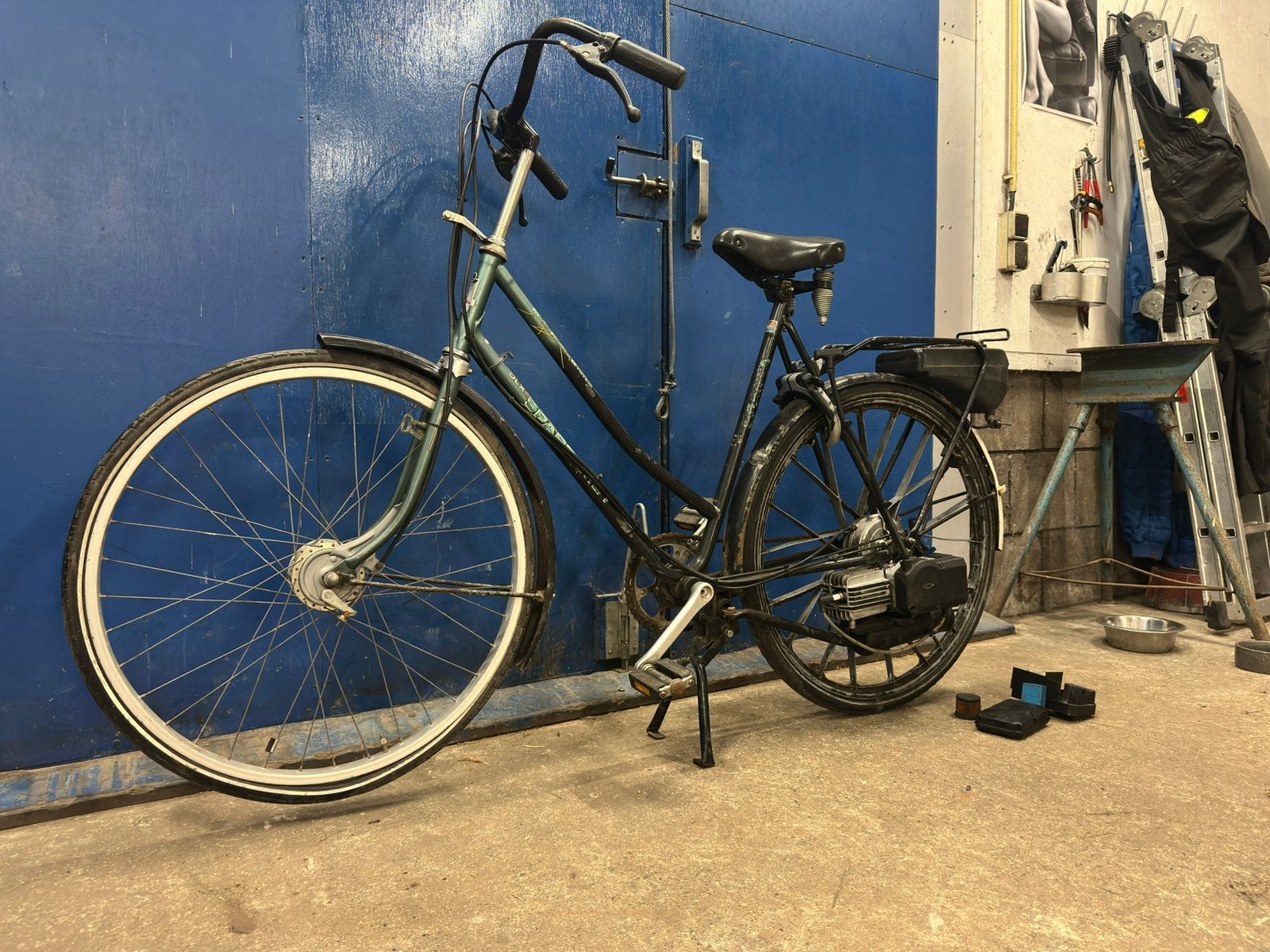 Opknapper spartamet, Fietsen en Brommers, Ophalen