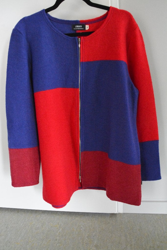 Jasje paars-rood van Linara (nieuw), Maat 46/48 (XL) of groter, Nieuw, Ophalen of Verzenden, Jasje